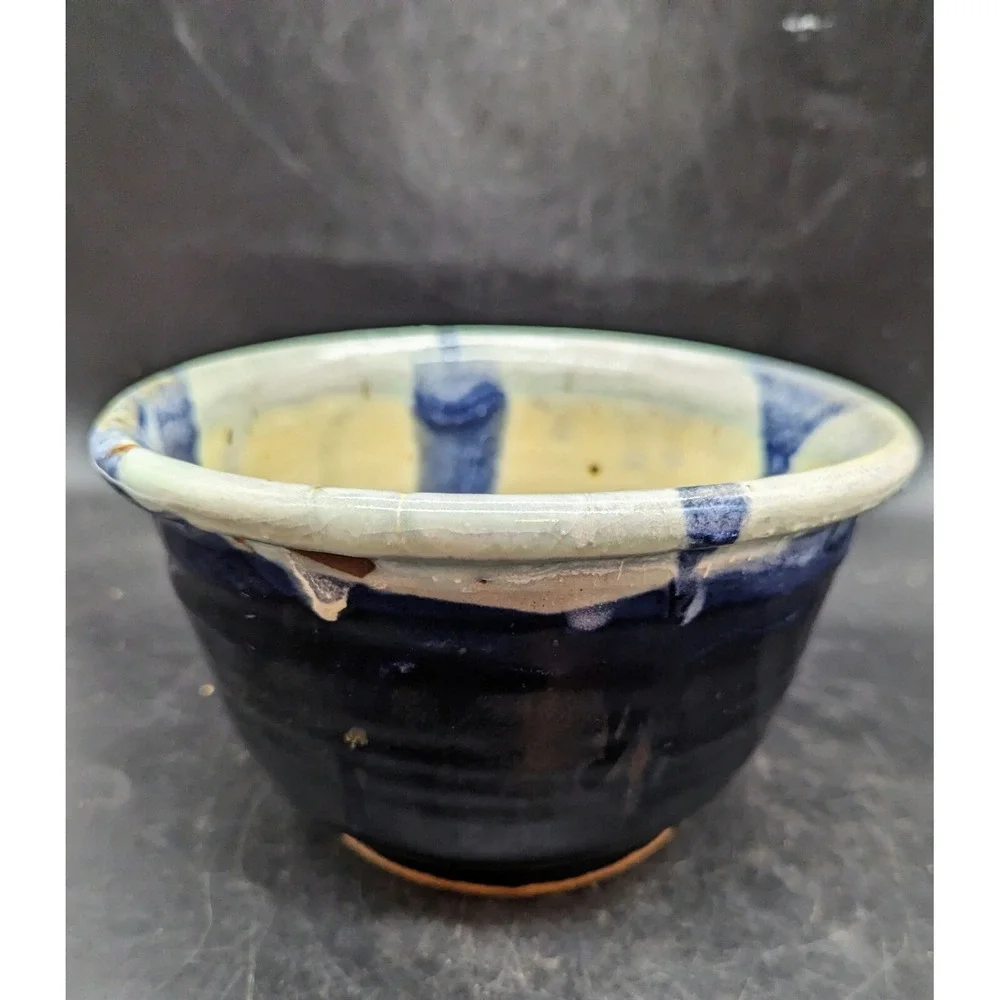 Vintage Handmade Studio Art Pottery Blue Drip Glaze Decorative Bowl Signed 7.5